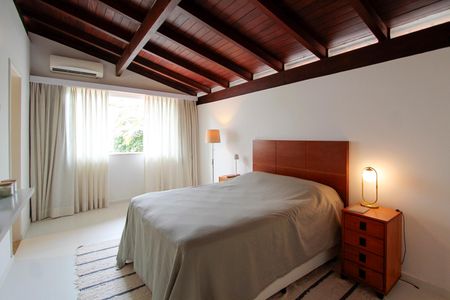 Casa de condomínio para alugar com 700m², 5 quartos e 5 vagasSuíte 5