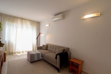 Casa de condomínio para alugar com 700m², 5 quartos e 5 vagasSuíte