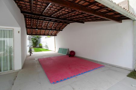 Casa de condomínio para alugar com 700m², 5 quartos e 5 vagasGaragem
