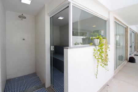 Casa de condomínio para alugar com 700m², 5 quartos e 5 vagasSauna