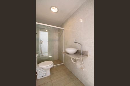 Casa de condomínio para alugar com 700m², 5 quartos e 5 vagasBanheiro de Serviço 2