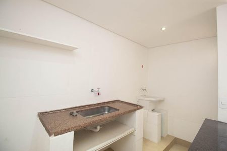 Casa para alugar com 32m², 1 quarto e sem vaga Casa para alugar com 32m², 1 quarto e sem vagaCozinha e Área de Serviço