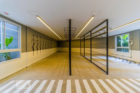 Apartamento à venda com 28m², 1 quarto e sem vagaÁrea comum - Bicicletário