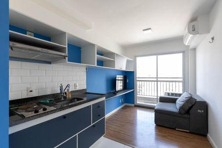 Sala/Cozinha de apartamento à venda com 1 quarto, 28m² em República, São Paulo