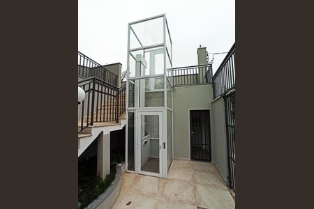 Apartamento à venda com 51m², 2 quartos e 1 vagaPortaria