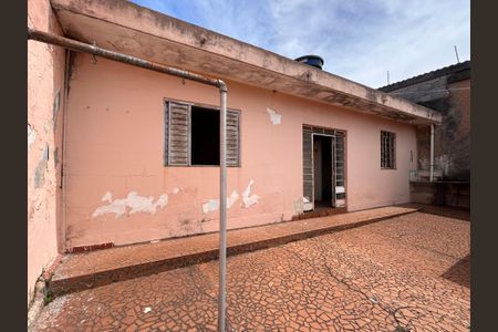 Casa à venda com 280m², 2 quartos e 1 vagaÁrea de Serviço 2