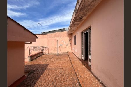 Casa à venda com 280m², 2 quartos e 1 vagaÁrea de Serviço 2