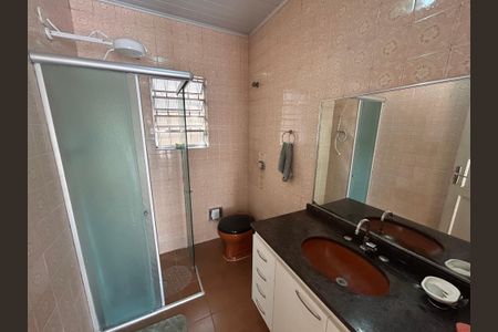 Casa à venda com 280m², 2 quartos e 1 vagaBanheiro