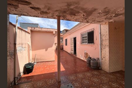 Casa à venda com 280m², 2 quartos e 1 vagaEntrada