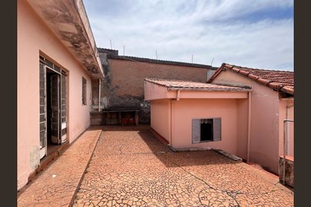 Casa à venda com 280m², 2 quartos e 1 vagaÁrea de Serviço 2