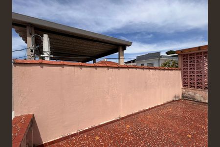 Casa à venda com 280m², 2 quartos e 1 vagaQuintal