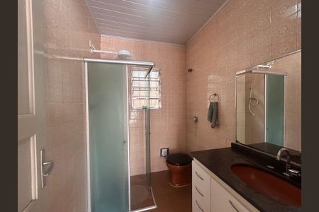 Casa à venda com 280m², 2 quartos e 1 vagaBanheiro