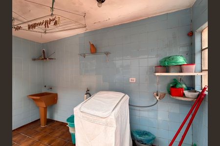 Casa à venda com 280m², 2 quartos e 1 vagaÁrea de Serviço