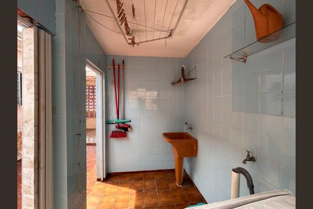 Casa à venda com 280m², 2 quartos e 1 vagaÁrea de Serviço