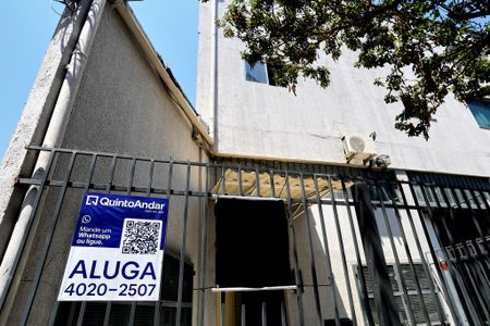 Studio para alugar com 40m², 1 quarto e sem vaga Studio para alugar com 40m², 1 quarto e sem vagaPlaca