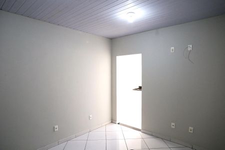 Sala/Quarto de kitnet/studio para alugar com 1 quarto, 40m² em Sagrada Família, Belo Horizonte