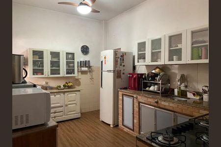 Casa de condomínio para alugar com 284m², 4 quartos e 1 vaga Casa de condomínio para alugar com 284m², 4 quartos e 1 vagaCozinha