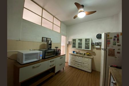 Casa de condomínio para alugar com 284m², 4 quartos e 1 vaga Casa de condomínio para alugar com 284m², 4 quartos e 1 vagaCozinha