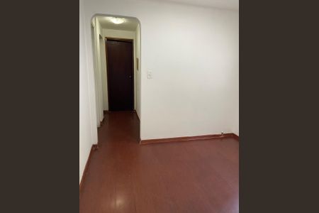 Casa de condomínio para alugar com 284m², 4 quartos e 1 vaga Casa de condomínio para alugar com 284m², 4 quartos e 1 vagaCorredor