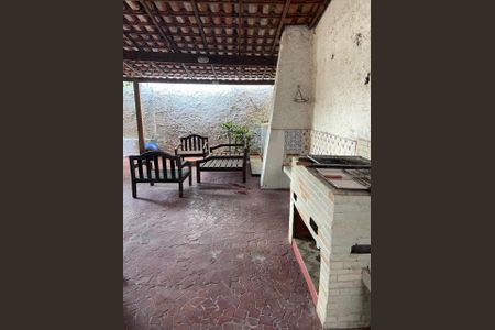 Casa de condomínio para alugar com 284m², 4 quartos e 1 vaga Casa de condomínio para alugar com 284m², 4 quartos e 1 vagaQuintal