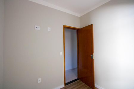 Quarto  de apartamento à venda com 2 quartos, 47m² em Campestre, Santo André
