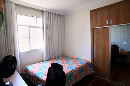 Apartamento à venda com 70m², 2 quartos e 1 vagaQuarto 2