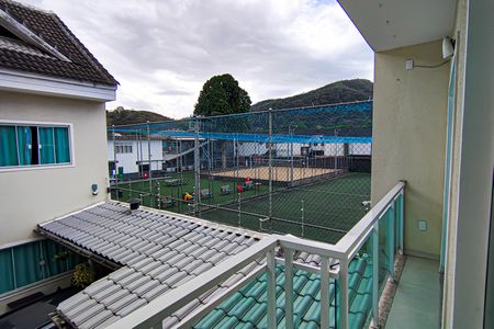 Casa de condomínio à venda com 137m², 4 quartos e 1 vagaSuíte 1 Sacada