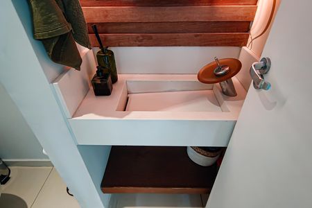 Casa de condomínio à venda com 137m², 4 quartos e 1 vagaLavabo