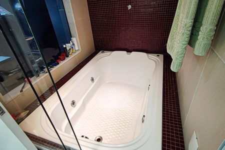 Casa de condomínio à venda com 137m², 4 quartos e 1 vagaBanheiro da Suíte 2