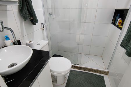 Casa de condomínio à venda com 137m², 4 quartos e 1 vagaBanheiro Social