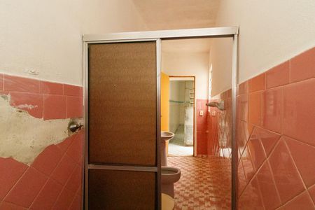 Banheiro de casa à venda com 1 quarto, 72m² em Vila Maria Alta, São Paulo