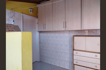 Casa à venda com 100m², 2 quartos e 3 vagasÁrea de serviço