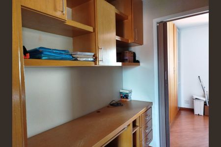 Casa à venda com 100m², 2 quartos e 3 vagasHall interno