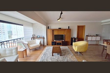 Apartamento à venda com 3 quartos, 134m² em Jardim Monte Kemel, São Paulo