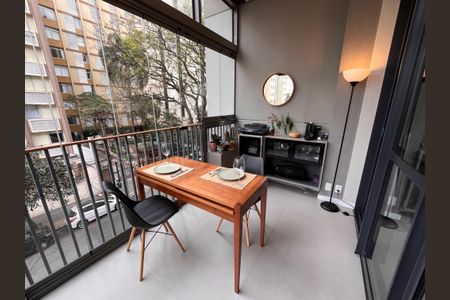 Apartamento à venda com 31m², 1 quarto e sem vagaVaranda