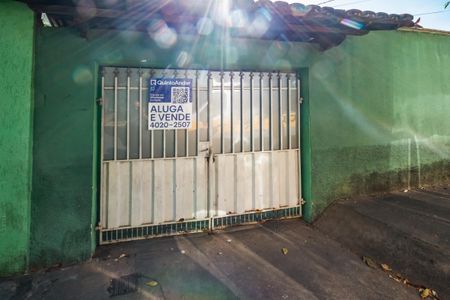 Casa à venda com 160m², 3 quartos e 2 vagasPlaquinha