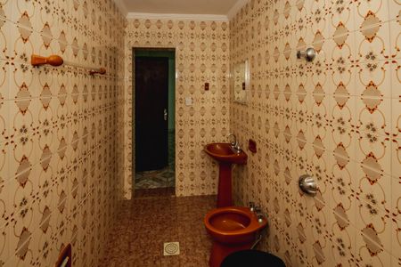 Casa à venda com 160m², 3 quartos e 2 vagasBanheiro Suíte 1