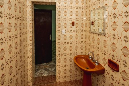 Casa à venda com 160m², 3 quartos e 2 vagasBanheiro Suíte 1