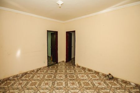 Sala de casa à venda com 3 quartos, 160m² em Piratininga, Belo Horizonte