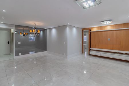Foto 02 de apartamento à venda com 3 quartos, 125m² em Jardim Vazani, São Paulo