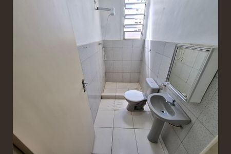Apartamento para alugar com 19m², 3 quartos e sem vagaBanheiro
