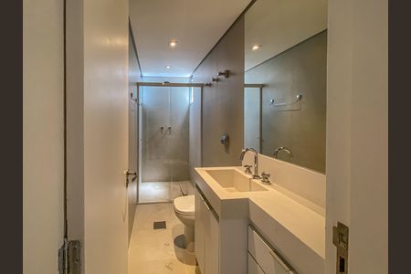 Apartamento à venda com 42m², 1 quarto e 1 vaga Apartamento à venda com 42m², 1 quarto e 1 vagaBanheiro