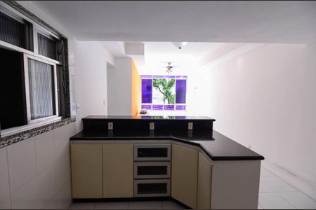 Apartamento à venda com 80m², 2 quartos e sem vaga Apartamento à venda com 80m², 2 quartos e sem vagaCozinha