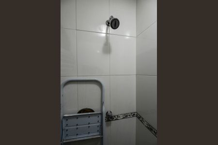 Apartamento à venda com 80m², 2 quartos e sem vaga Apartamento à venda com 80m², 2 quartos e sem vagaBanheiro de Serviço