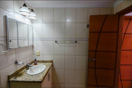 Apartamento à venda com 80m², 2 quartos e sem vaga Apartamento à venda com 80m², 2 quartos e sem vagaBanheiro Social