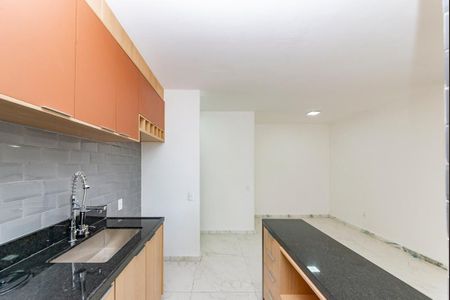 Apartamento para alugar com 47m², 2 quartos e 1 vaga Apartamento para alugar com 47m², 2 quartos e 1 vagaCozinha