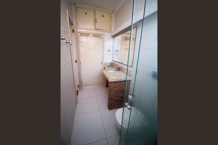 Casa à venda com 177m², 3 quartos e 4 vagas Casa à venda com 177m², 3 quartos e 4 vagasBanheiro da Suíte