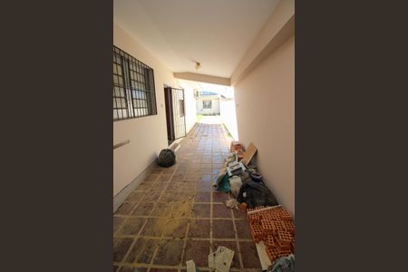 Casa à venda com 177m², 3 quartos e 4 vagas Casa à venda com 177m², 3 quartos e 4 vagasGaragem