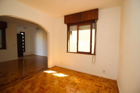 Casa à venda com 177m², 3 quartos e 4 vagas Casa à venda com 177m², 3 quartos e 4 vagasSala de Jantar