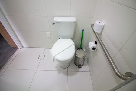 Studio para alugar com 42m², 1 quarto e sem vaga Studio para alugar com 42m², 1 quarto e sem vagaBanheiro